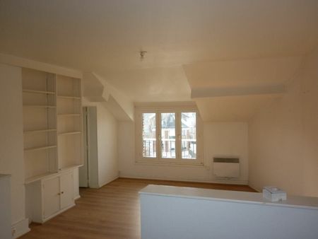 location appartement  m² t-2 à coulommiers  770 €