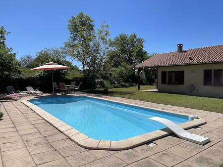 maison de campagne moderne avec piscine  garage et jardin près de bouzic  dordogne