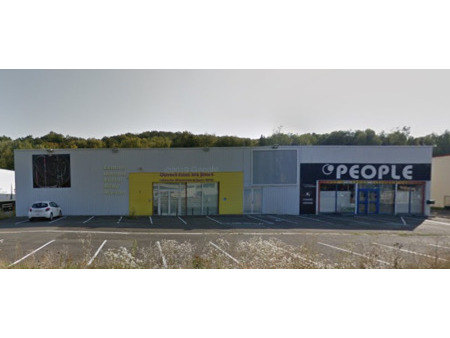 location de local commercial de 1 173 m² à bethoncourt - 25200