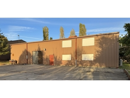 location de local commercial de 415 m² à dollot - 89150