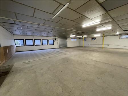 location d'entrepôt de 961 m² à évreux - 27000