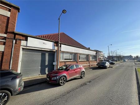 location d'entrepôt de 740 m² à saint-aubin-lès-elbeuf - 76410