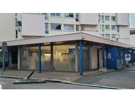 location bureau rouen 216 m²