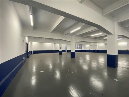 location local d'activités marseille 7ème (13007) 2 100 m²