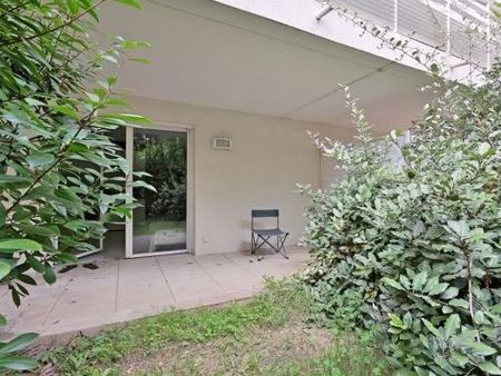 studio meuble – jardin + terrasse couverte + box