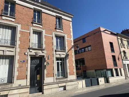 location de bureau de 229 m² à orléans - 45000