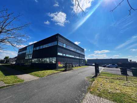 location d'entrepôt de 253 m² à saint-jean-de-braye - 45800