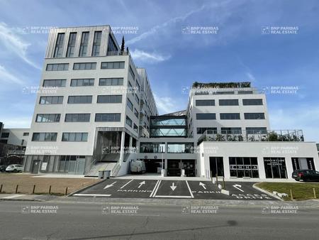 location de bureau de 4 640 m² à saint-herblain - 44800