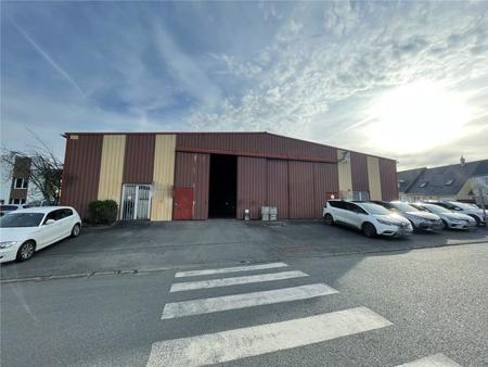 location d'entrepôt de 880 m² à la-chapelle-sur-erdre - 44240