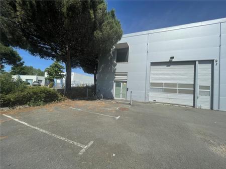 location d'entrepôt de 200 m² à saint-nazaire - 44600
