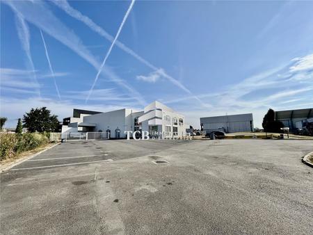 location d'entrepôt de 548 m² à sainte-luce-sur-loire - 44980