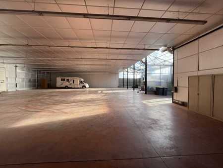 location d'entrepôt de 1 365 m² à noyal-châtillon-sur-seiche - 35230