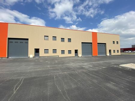 location d'entrepôt de 300 m² à reims - 51100
