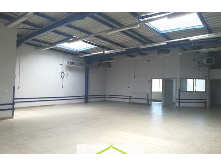 location commerce 281 m² morestel (38510)