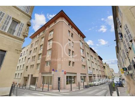 local professionnel - 160m² - marseille - 7ème