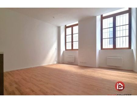 location appartement 1 pièce 29 m² bagnols-sur-cèze (30200)