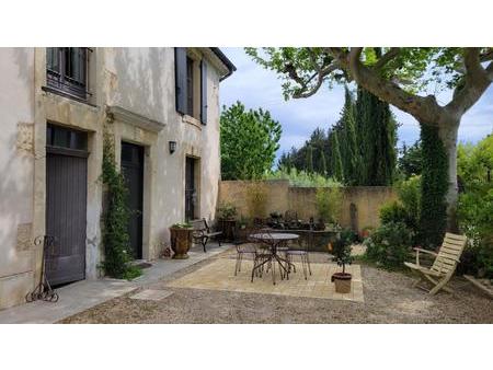 mas en campagne - st rémy de provence - 4 chambres- 1 bureau - piscine - jardin et dépenda