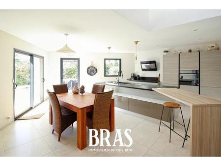 location maison meublé à treillières (44119) : à louer meublé / 143m² treillières