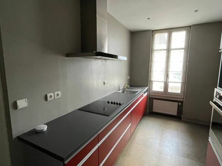 location appartement  83.5 m² t-3 à limoges  760 €