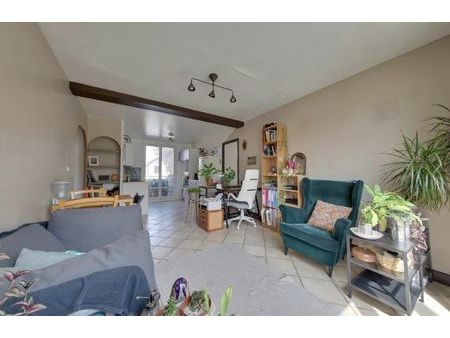 appartement bobigny 52.48 m² t-3 à vendre  157 000 €