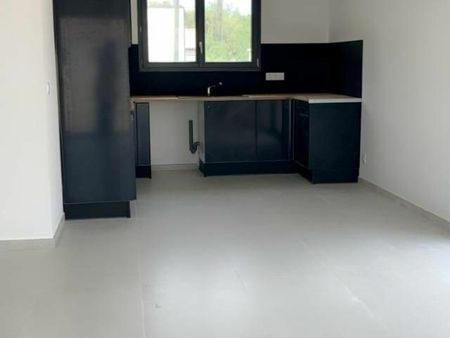 location maison  m² t-4 à thuir  1 350 €