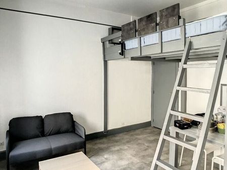 location appartement  m² t-1 à lille  479 €