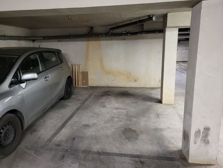 place de parking en sous sol les rives d'allauch