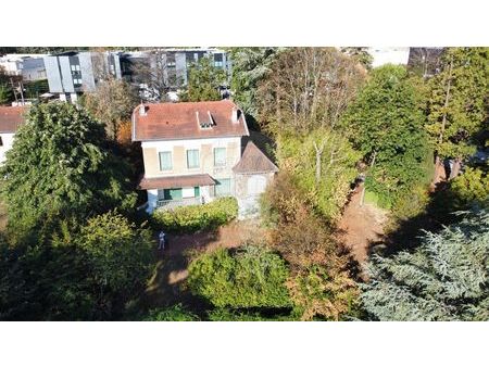 maison 7 pièces - 180m² - charbonnieres les bains