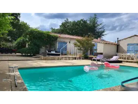maison avec piscine saint-maximin-la-sainte-baume (83)