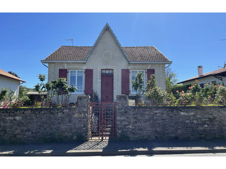 vente maison en viager 7 pièces 85 m² saint-palais (64120)