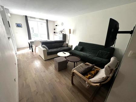 appartement - rdc - 65.28 m² - 3 pièces - terrasse - box