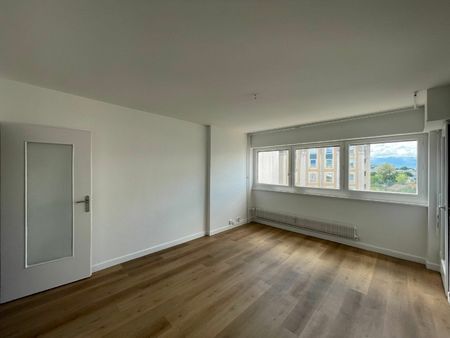 location appartement  m² t-2 à gaillard  930 €