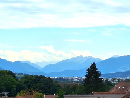 maison mitoyenne quartier promery à pringy de 4 pièces avec vue panoramique sur le lac et 