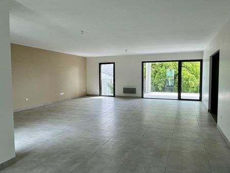 appartement 6 pièces de 160 m² neuf