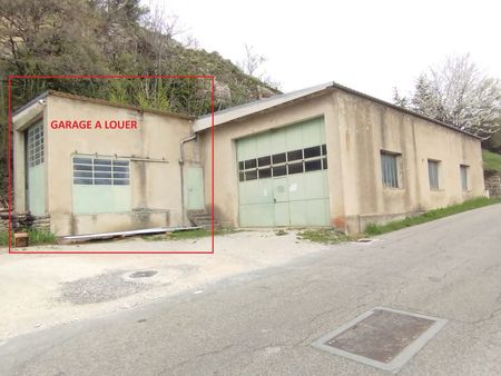 hangar/garage de 66 m²