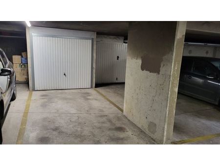 box et place de parking en sous-sol