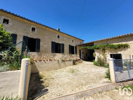 vente maison à saint-bonnet-sur-gironde (17150) : à vendre / 155m² saint-bonnet-sur-girond