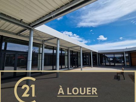 local commercial 876 m² caen