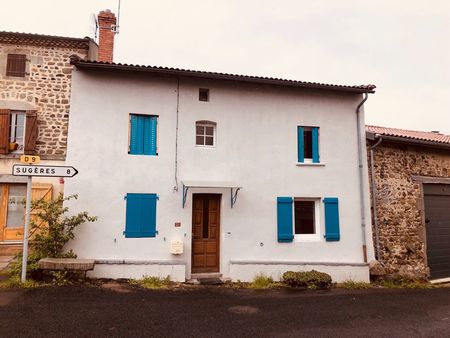 location maison de bourg isserteaux