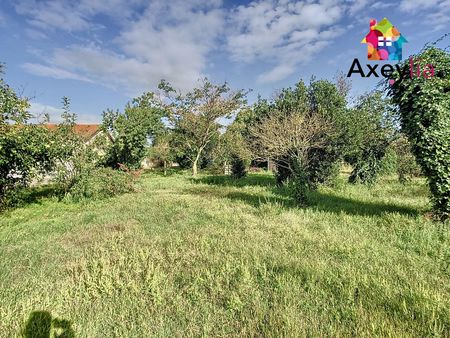 terrain 850 m² riorges