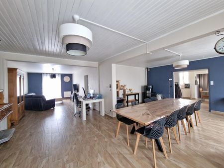 maison 9 pièces 227 m²