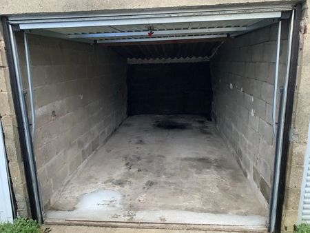 garage / box de stockage