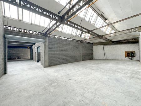 local 136 m² tourcoing