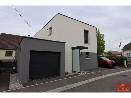 maison 5 pièces 93 m²