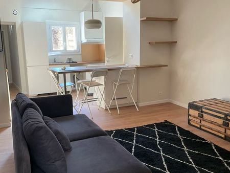 appartement à louer meublé avec 2 chambres