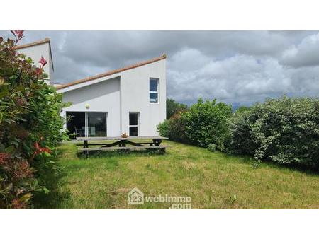 vente maison à talmont-saint-hilaire (85440) : à vendre / 89m² talmont-saint-hilaire