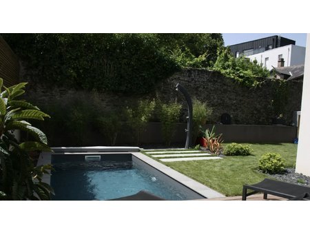 villa avec piscine saint-tronc / vallon regny