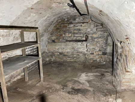 cave souterraine - quai saint-vincent