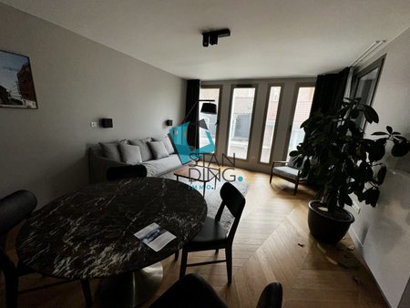 à louer appartement 44 9 m² – 1 944 € |lille