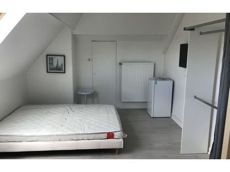 location appartement 1 pièce 11 m² amiens (80080)
